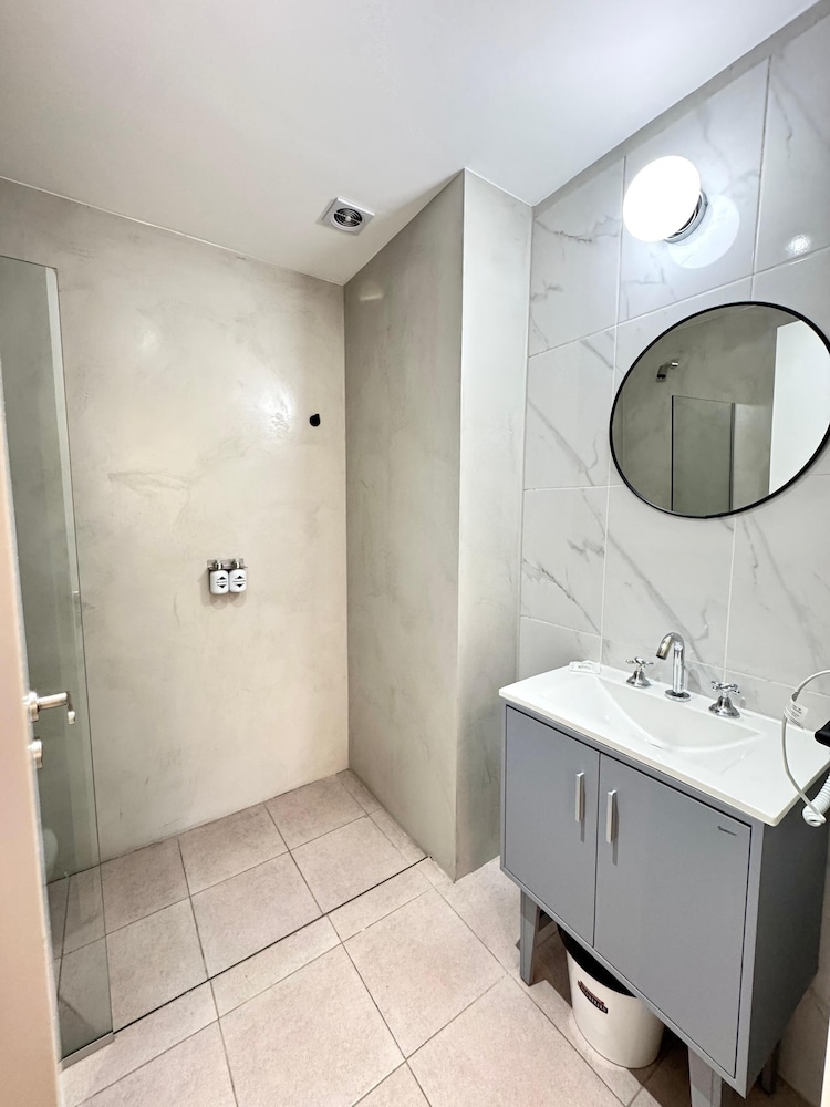 Torrar Suites