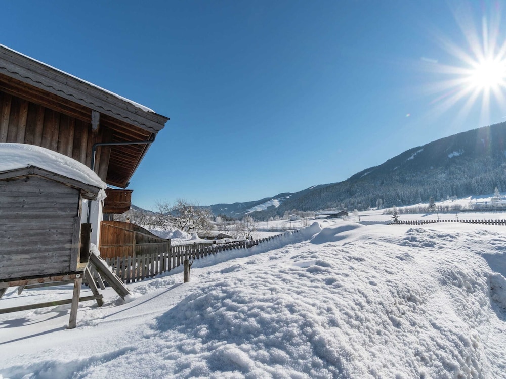 Cozy Feel Good Holiday Apartment in Leogang