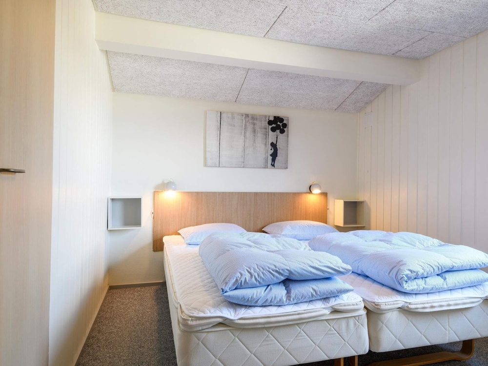 6 Person Holiday Home in Hvide Sande view 2