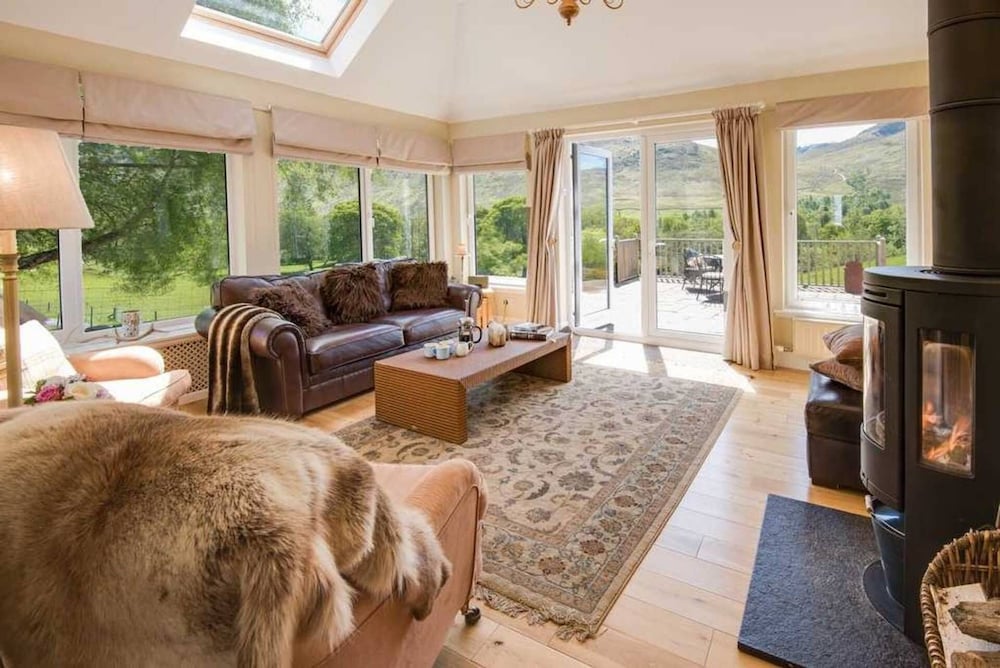Craigeanie Farmhouse view 5