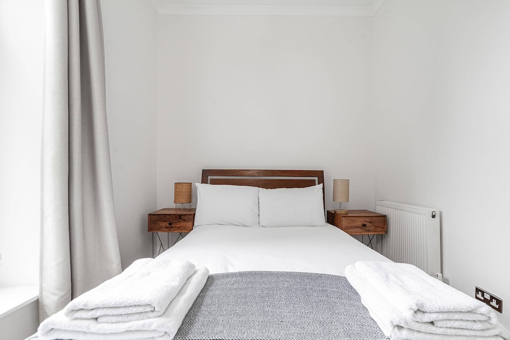 Period Flat in Islington With Modern Charm
