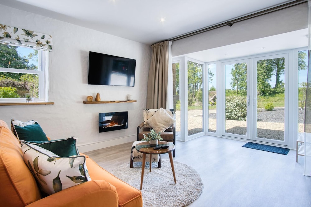 The Pig Sty - 1 Bedroom Studio - Princes Gate