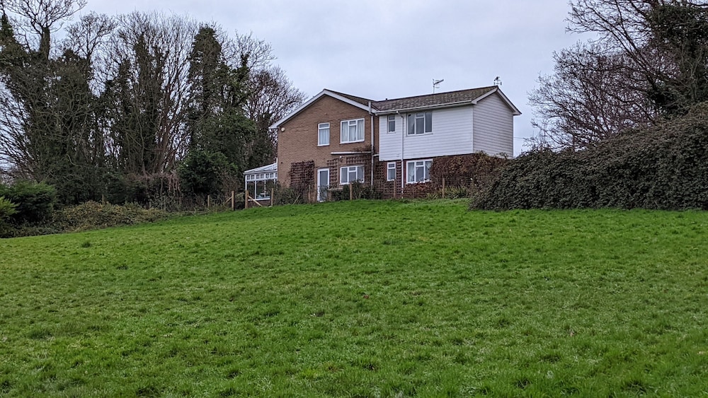 SUMMERFIELDS HOUSE