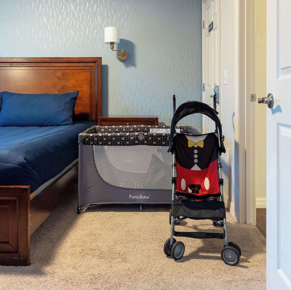 Family Getaway, 4BR Home Near Disney