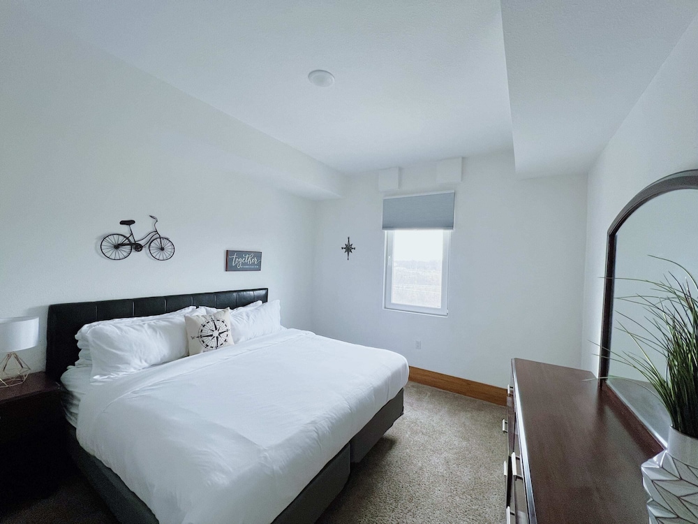 The Grand Castle Apartments view 5