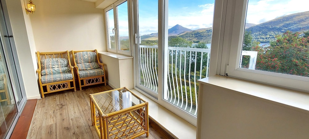 Loch Rannoch Highland Club Red Squirrel Lodge 05