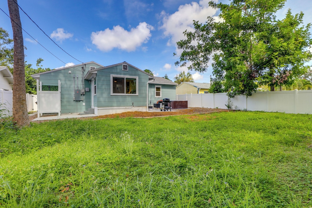 Private Hot Tub & Fenced Yard: Sleek Gulfport Home