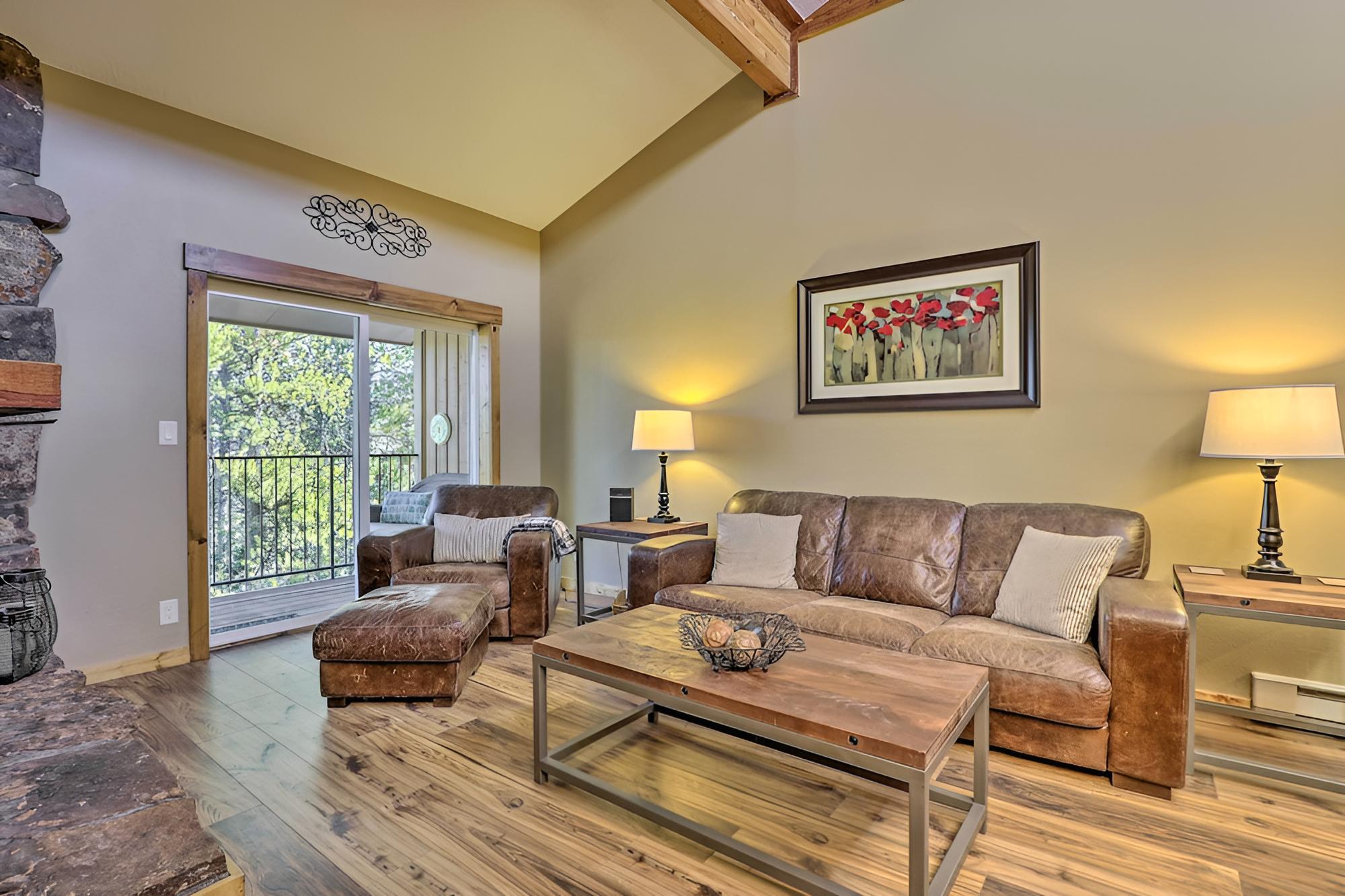 Winter Park Condo w/ Grill, Shuttle to Downtown! view 2