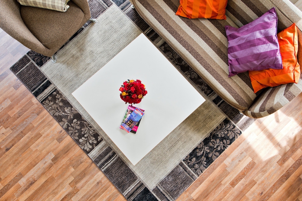 Barbacan Apartments