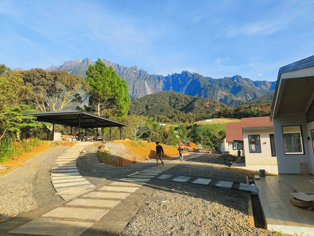 The Pampines Villa