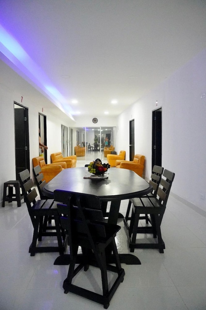 Mirador Beach Hostel