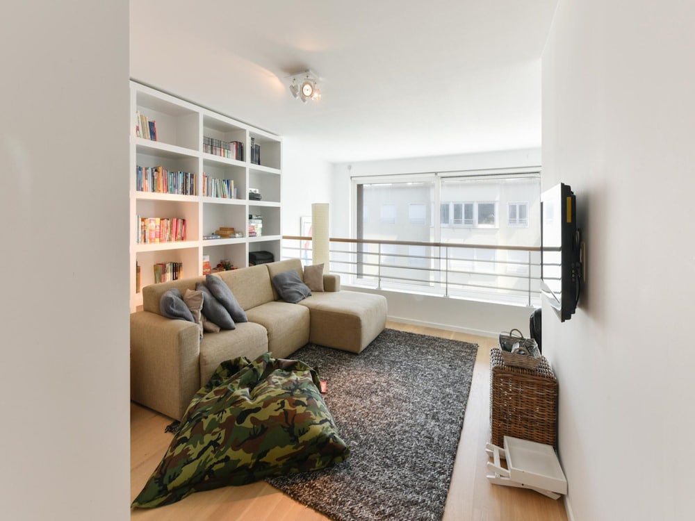 Duplex at Albert Beach With Stunning Sea Views