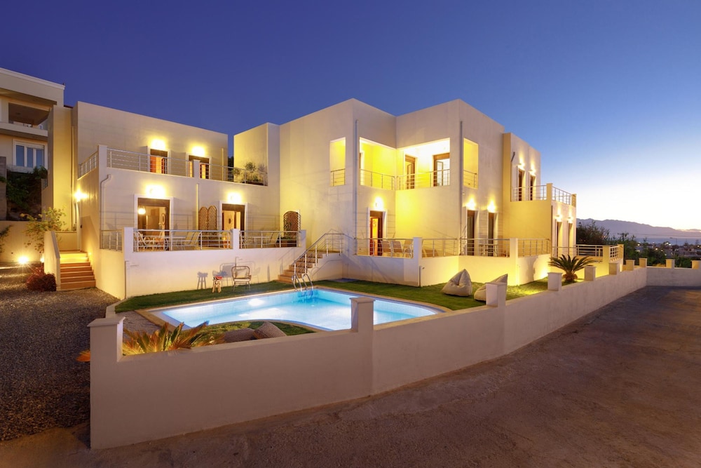 Oak Wood - Sea View Exclusive Maisonette