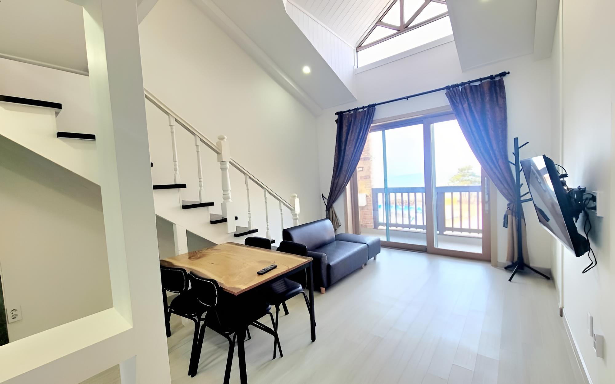 Taean Golden Wave Pension