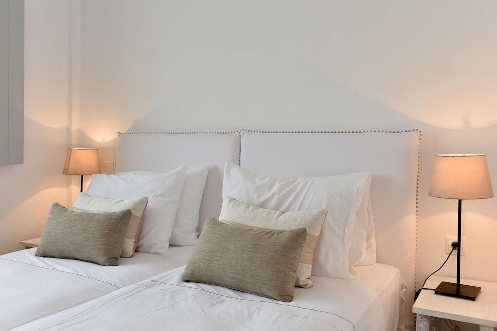 Ambassador Luxury Villas photo 3