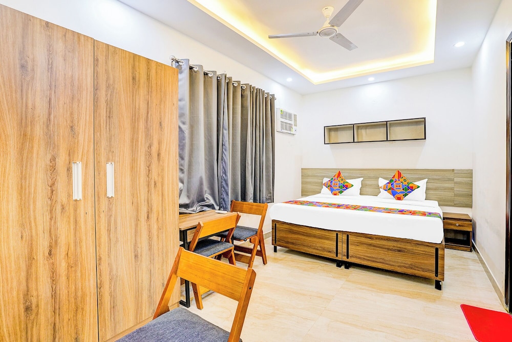 Fabhotel Expo Centre Inn