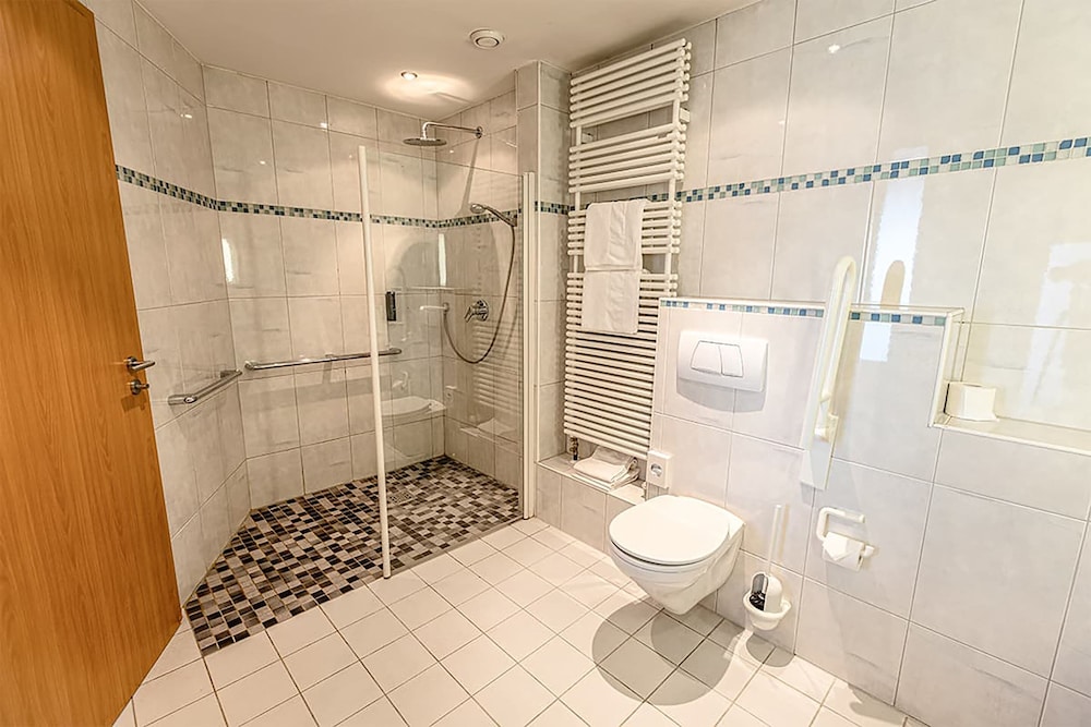 Relaxing 2 Bedroom Top Floor Apartment in Bethnal Green