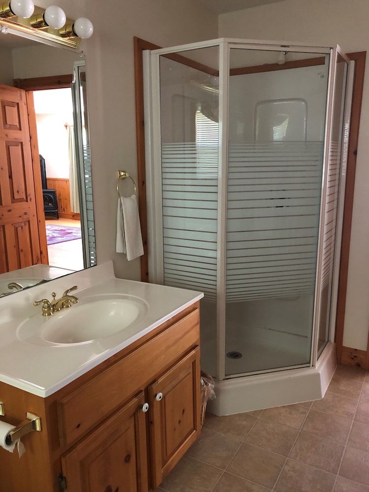 Shining Waters Cottages