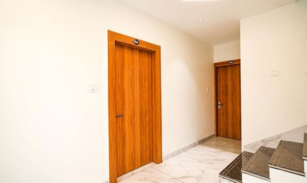 Hotel Shree Nakoda Paradise