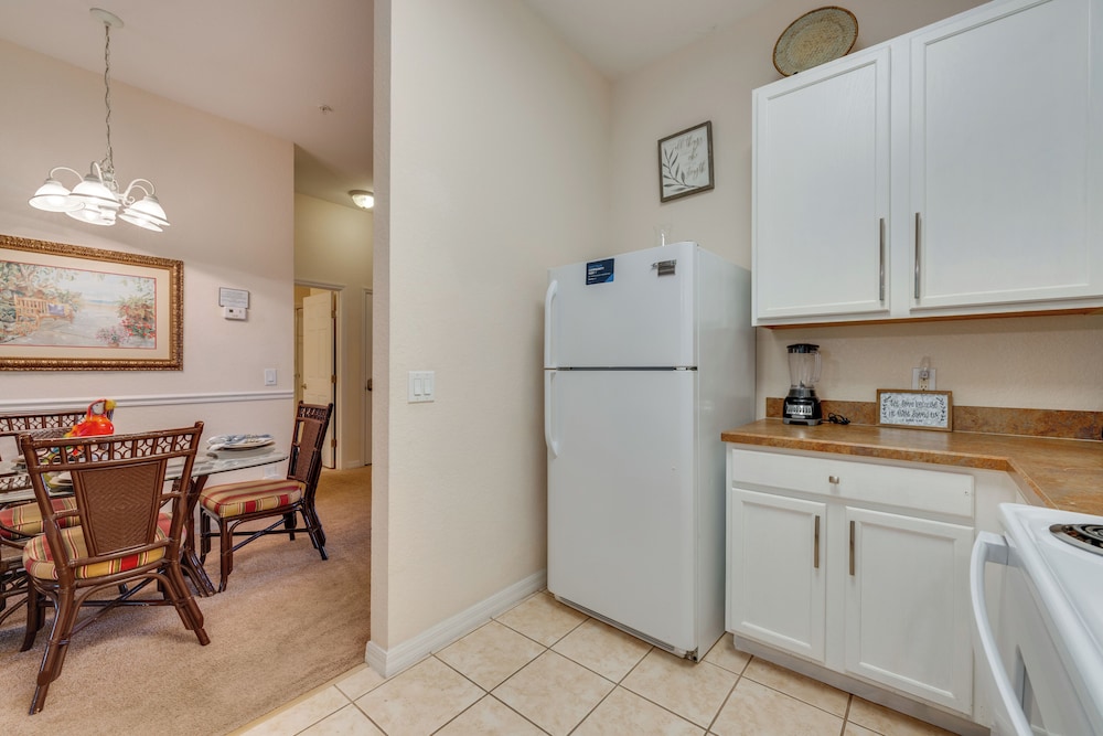 Balcony & Beach Access: Bahama Bay Resort Condo!