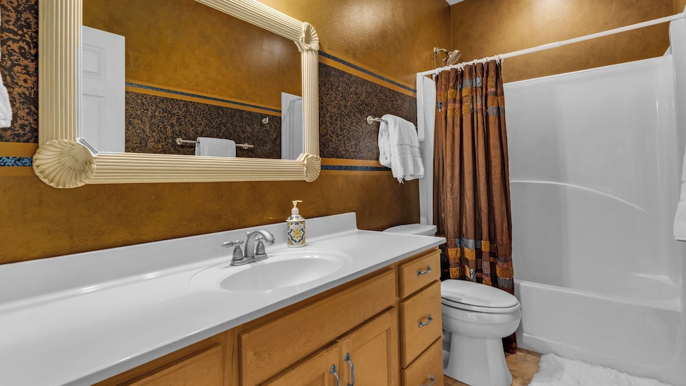 Seacrest 4BR w/ Private Heated Pool + Beach Access & Dolphin Cruise Ticket!