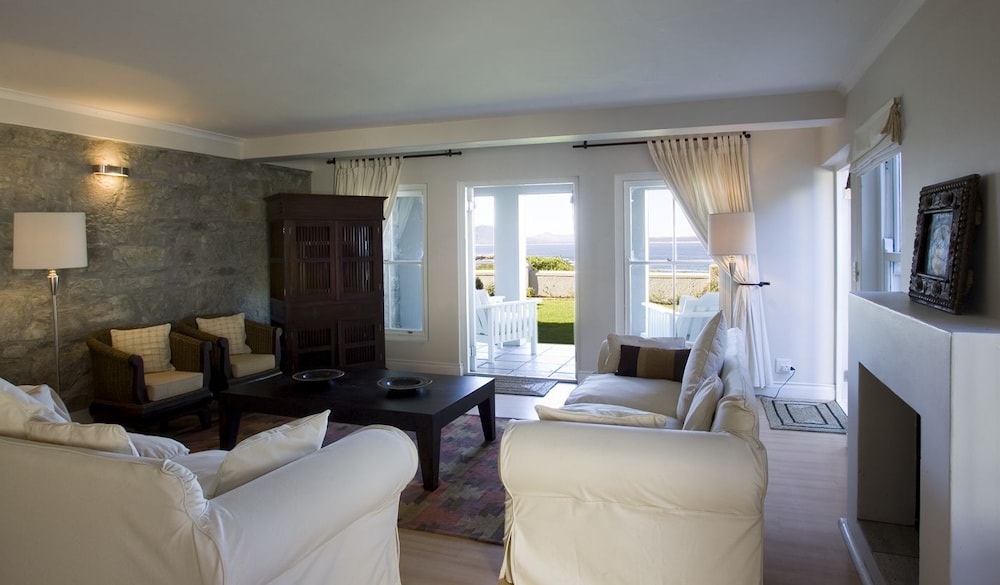 Ocean Eleven Guest House