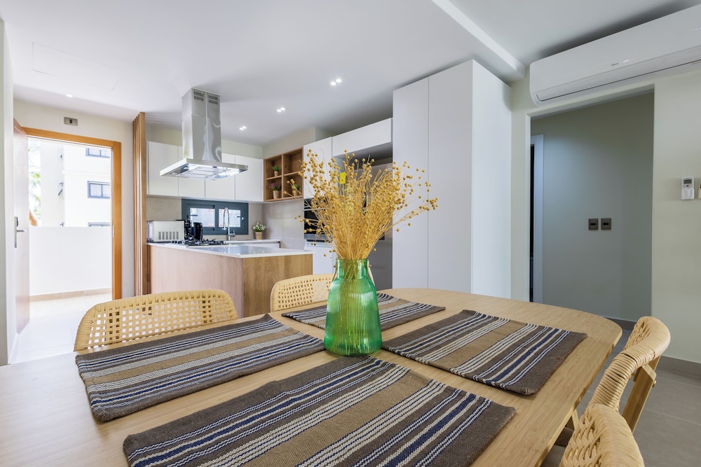 2BR Gardenia Retreat - Picuzzi & Pool