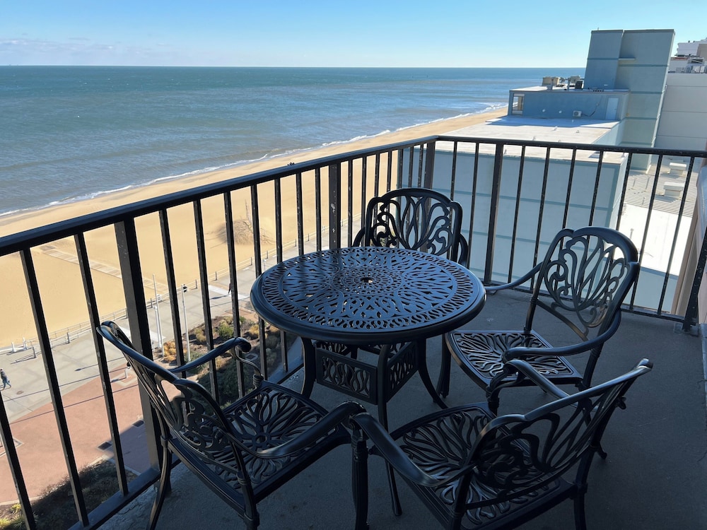 The Colony at Virginia Beach