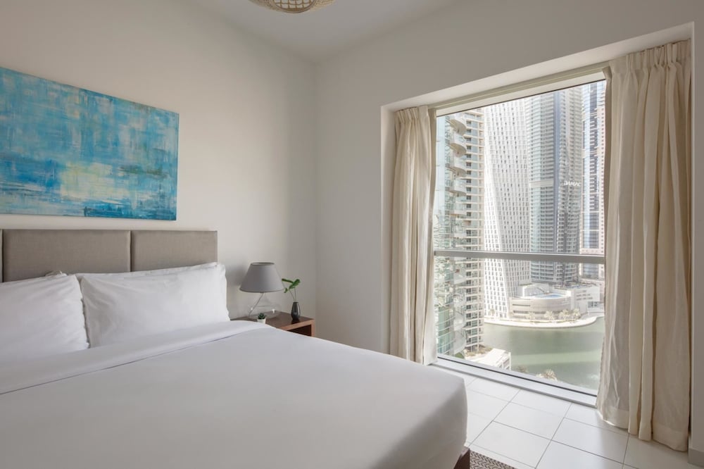 Fantastay Marina Tower