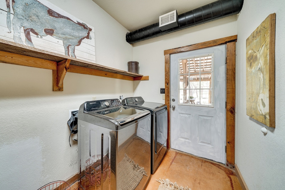 Swim, Hike & Unwind: Serene Hill Country Retreat