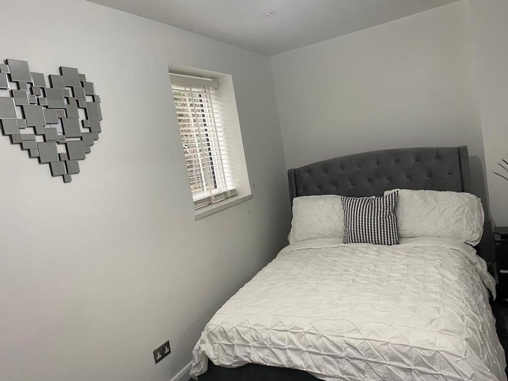 Modern Executive 2-bed Apartment in London