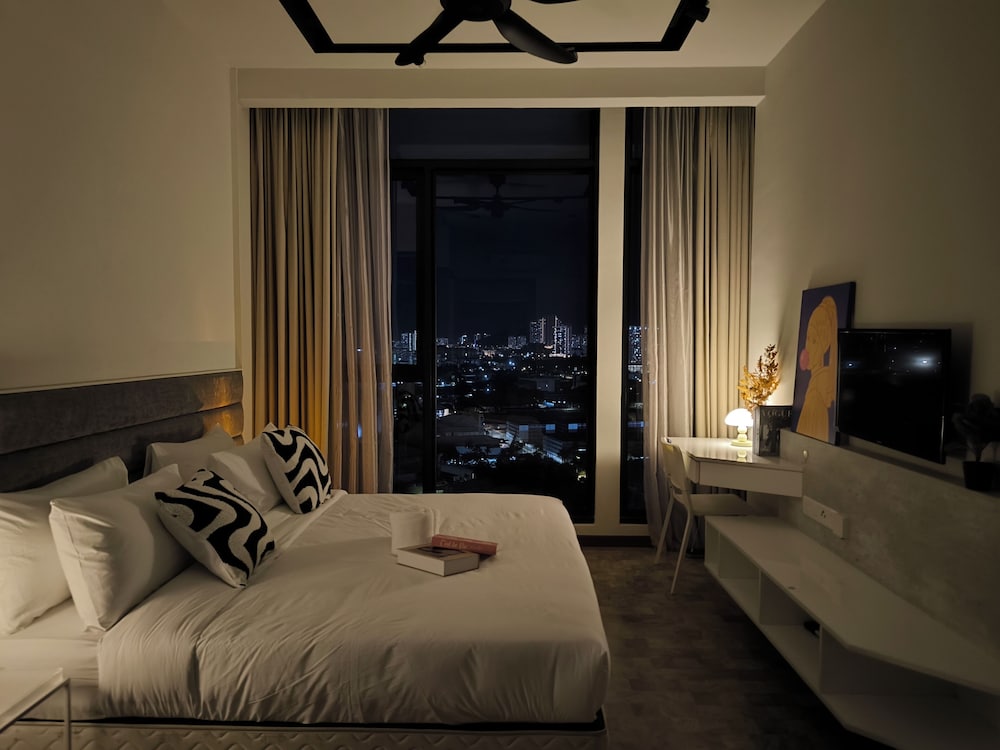 Expressionz KLCC By Laze Home