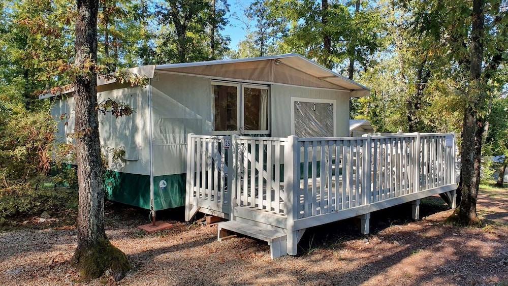 Glamping Village Orlando in Chianti