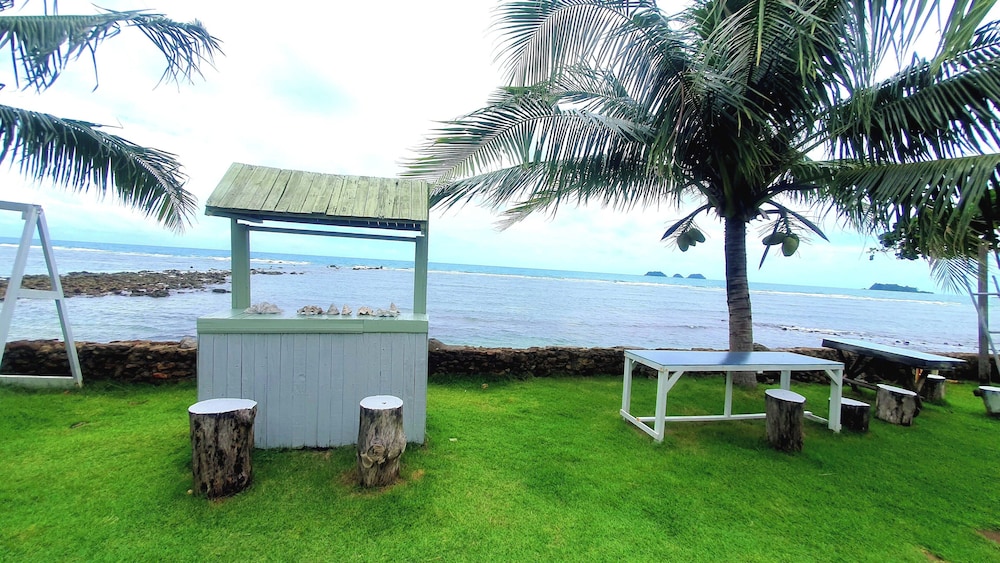 Kohchang 7 seaview bungalow