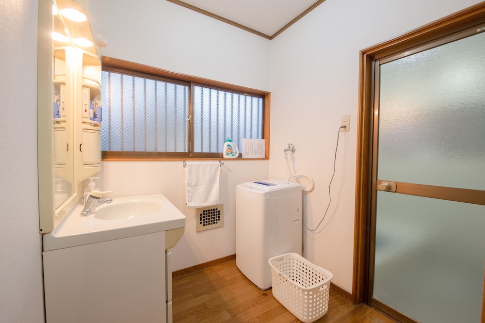 Hiroshima Danbara Guesthouse by EXseed