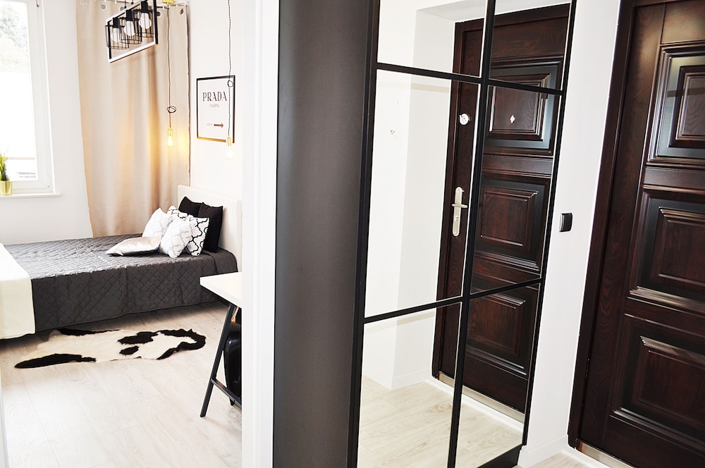 M11 Outstanding Apartment with Balcony view 4
