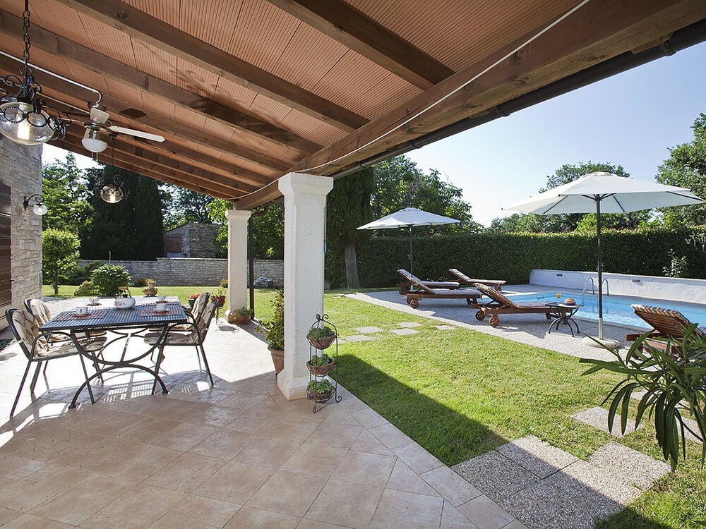 Istrian Villa Fendi Rebici view 5