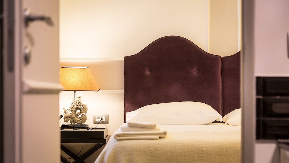 Rental In Rome Pinciana Deluxe