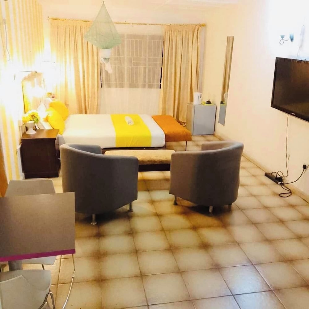 ZUNOX GUEST HOUSE