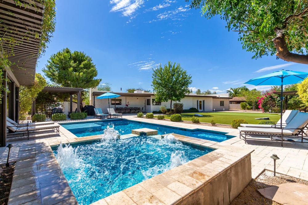 Mescal Villa Casitas Sportcourt Pool NEW Kitchen