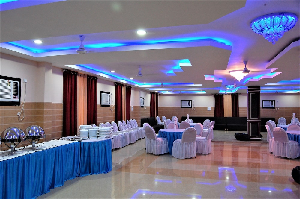 Meetings & Events