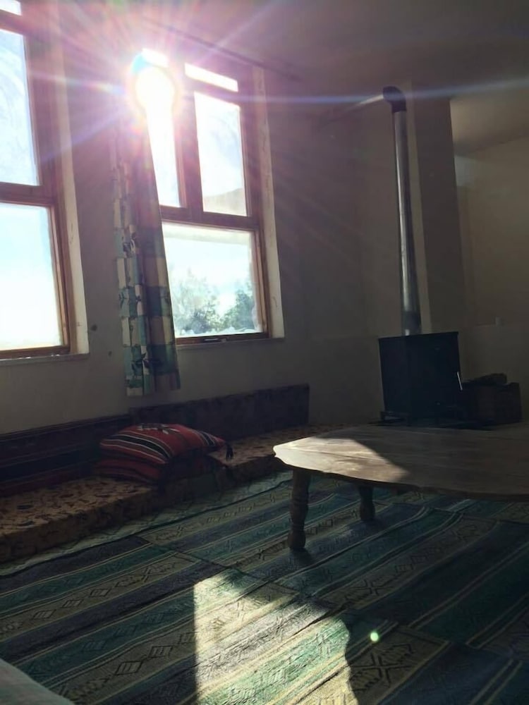 Dibeen Eco Farm House