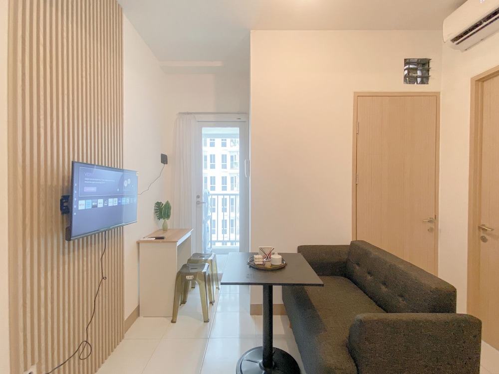 Restful And Good Deal 2Br At Tokyo Riverside Pik 2 Apartment