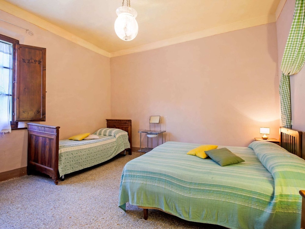 A Spacious Retreat for Ten view 5