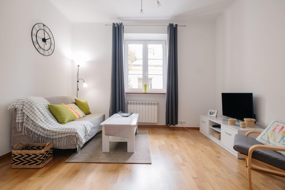 Miodowa Old Town Apartment view 4
