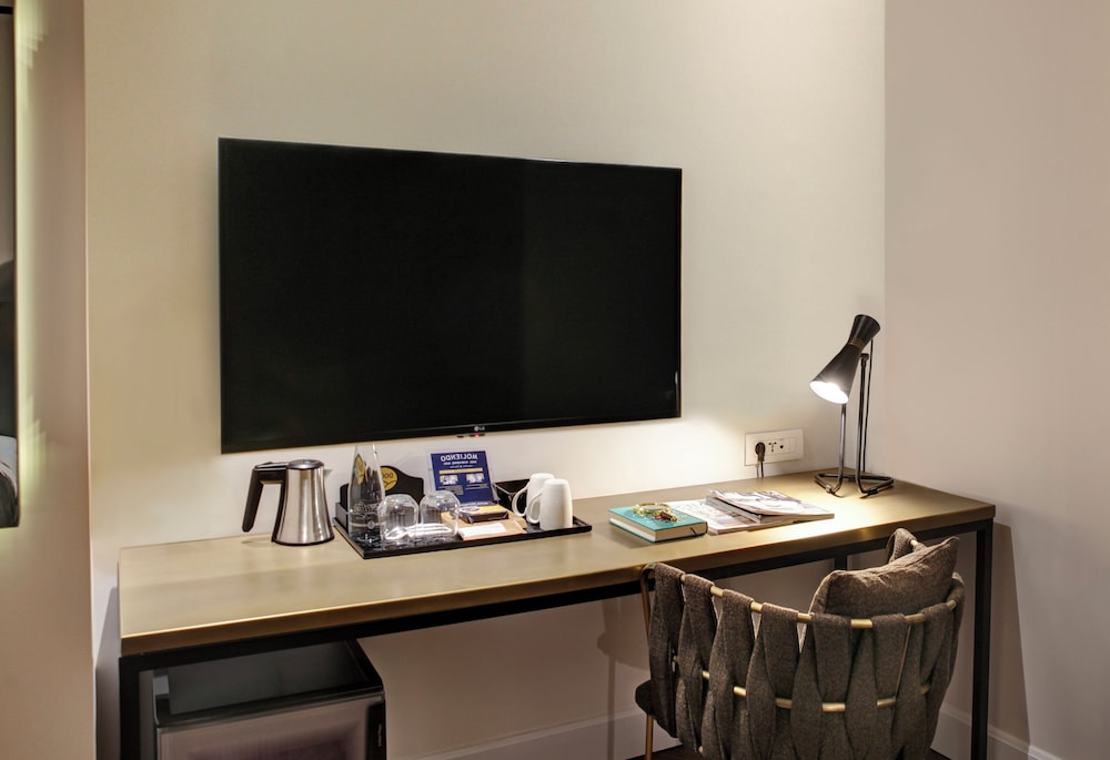 39 Kalamış Marina Oteli - Image 55