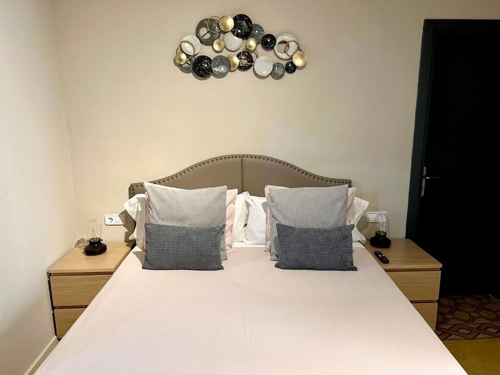 Hostal Boutique La Canonja