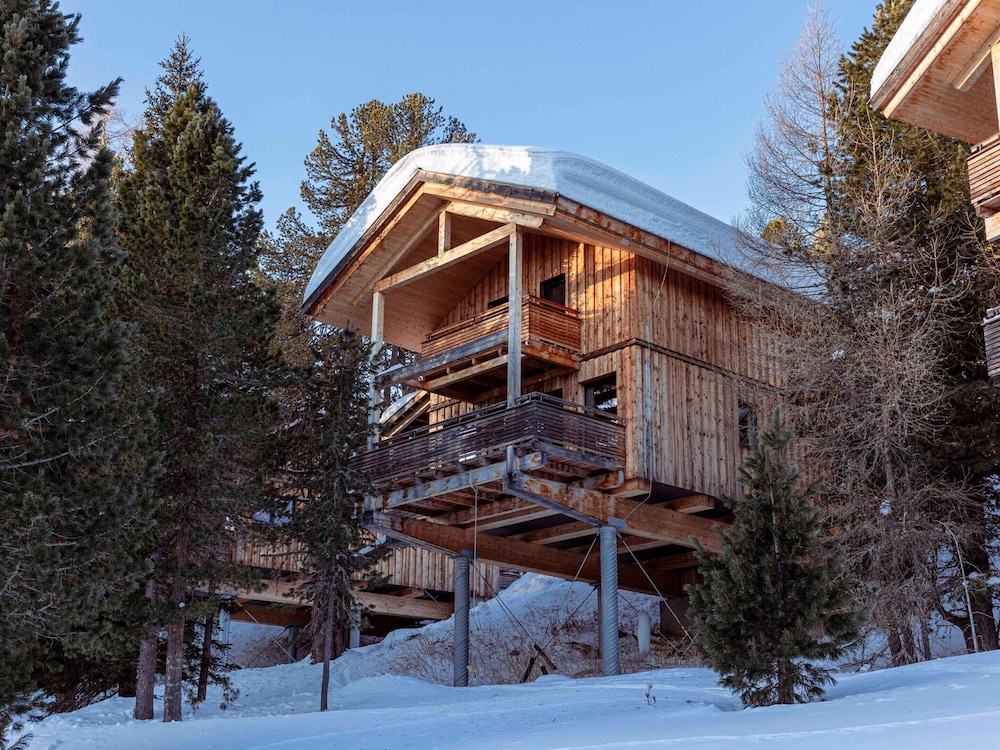 Chalet in Alps Near Ski Slopes With Jacuzzi