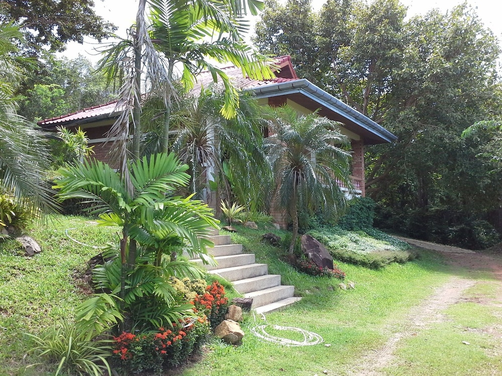 Freedom Estate