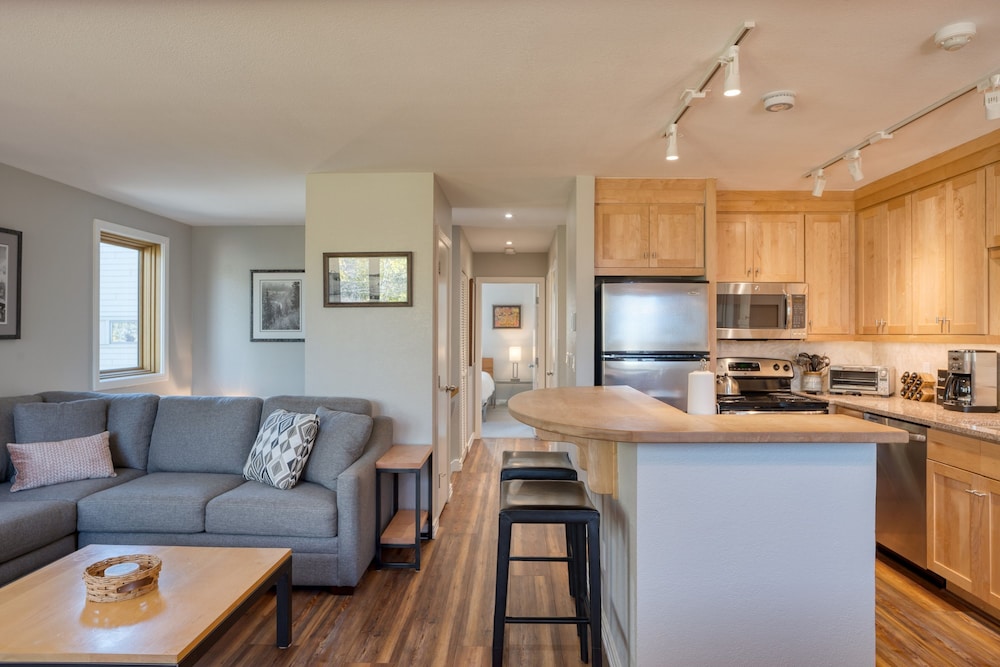 Lulu City 5B by Avantstay Across From Lift 7 10-minute Walk to Downtown